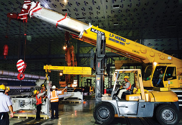 MACHINE INSTALLATION, DISMANTLING, SHIFTING